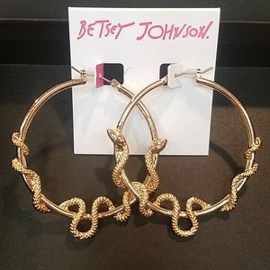 BETSEY Johnson snake draped hoops